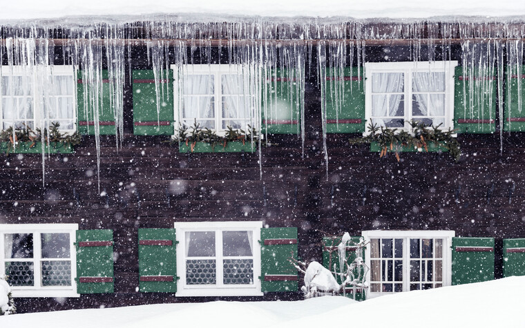 Walser house in Winter | © Kleinwalsertal Tourismus eGen | Photographer: Oliver Farys