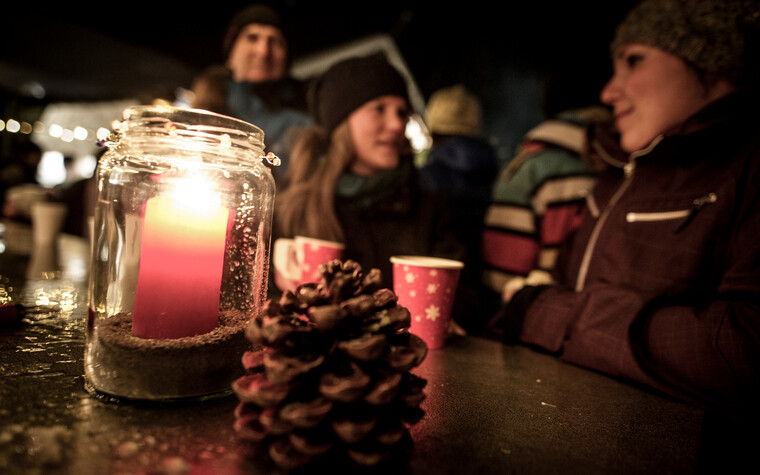 Besinnlichkeit und Gemütlichkeit im Advent | © Kleinwalsertal Tourismus eGen | Fotograf: Dominik Berchtold