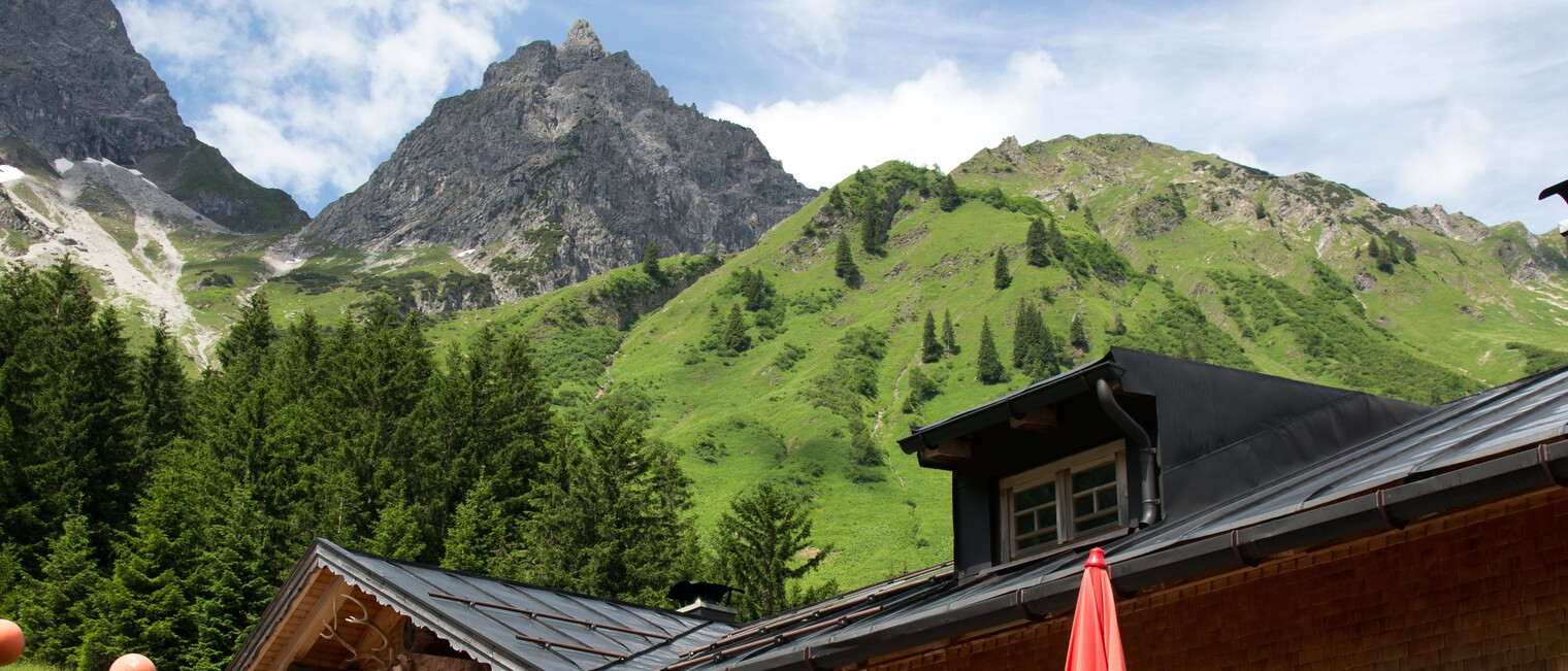 Einkehr bei der Gemstelhütte in Kleinwalsertal | © Kleinwalsertal Tourismus eGen