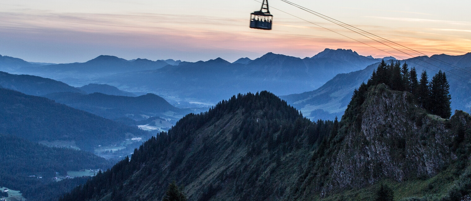 Walmendingerhornbahn bei Sonnenaufgang | © Kleinwalsertal Tourismus eGen