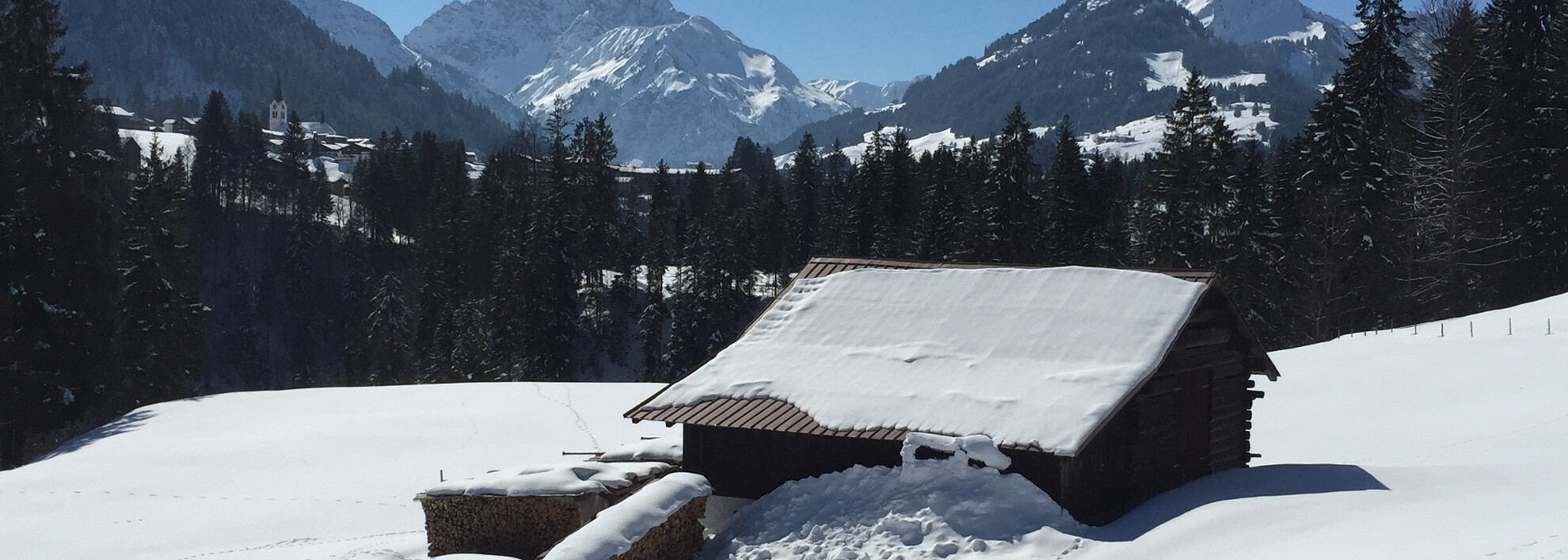 Winterwanderung in der Schwende | © Kleinwalsertal Tourismus eGen