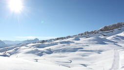 Gottesacker mit Panoramaweg und Skigebiet Ifen | © Kleinwalsertal Tourismus eGen
