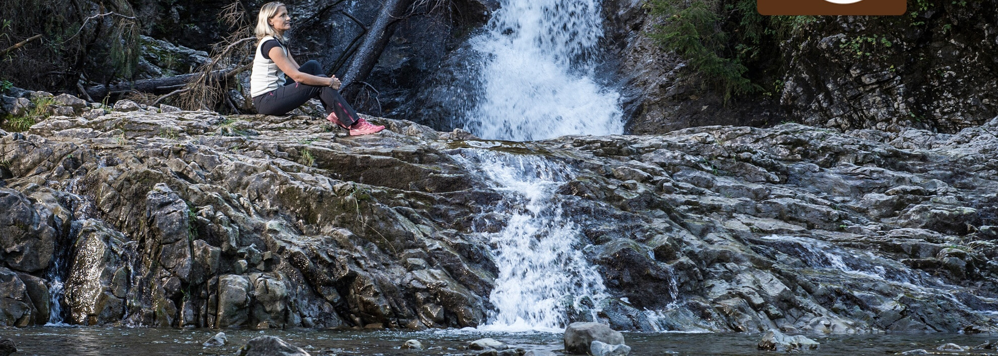 gaining energy on the riverbed of Schwarzwasserbach | © Kleinwalsertal Tourismus eGen | Fotograf @Dominik Berchtold