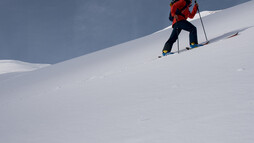 Skitour | © Kleinwalsertal Tourismus eGen | @Fotograf: Lukas Rinner