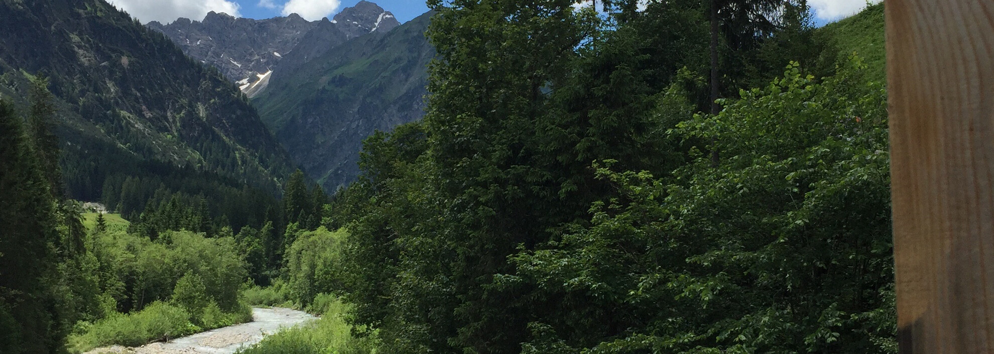 Höflerbrücke mit Blick Richtung Baad | © Kleinwalsertal Tourismus eGen