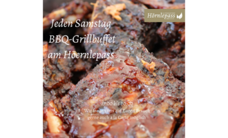 Delicious BBQ grill buffet served every Saturday at Hörnlepass. Enjoy tasty grilled dishes in a sociable atmosphere from 5:00 PM to 8:00 PM. | © Alpengasthof Hörnlepass GmbH