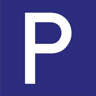 Ein einfaches, modernes Logo mit einem großen, weißen "P" auf einem dunkelblauen Hintergrund. Der Fokus liegt auf der klaren und auffälligen Schrift. | © Parkplatz