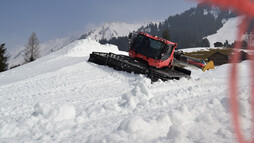 Pistenraupe im Einsatz - Crystal Ground  | © Kleinwalsertal Tourismus eGen 