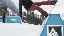 Freestyle - Snowboarden | © Kleinwalsertal Tourismus eGen | Fotograf: Mariell Vikkisk