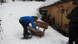 Gourmet snowshoe tour with Herbert Edlinger | © Kleinwalsertal Tourismus eGen | Photographer: Antje Pabst