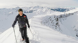 Hählekopf im Hintergrund der Widderstein | © Kleinwalsertal Tourismus eGen | Fotograf: Chris Lemke