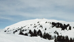 Skitour im Schwarzwasser | © Kleinwalsertal Tourismus eGen | Fotograf: Chris Lemke