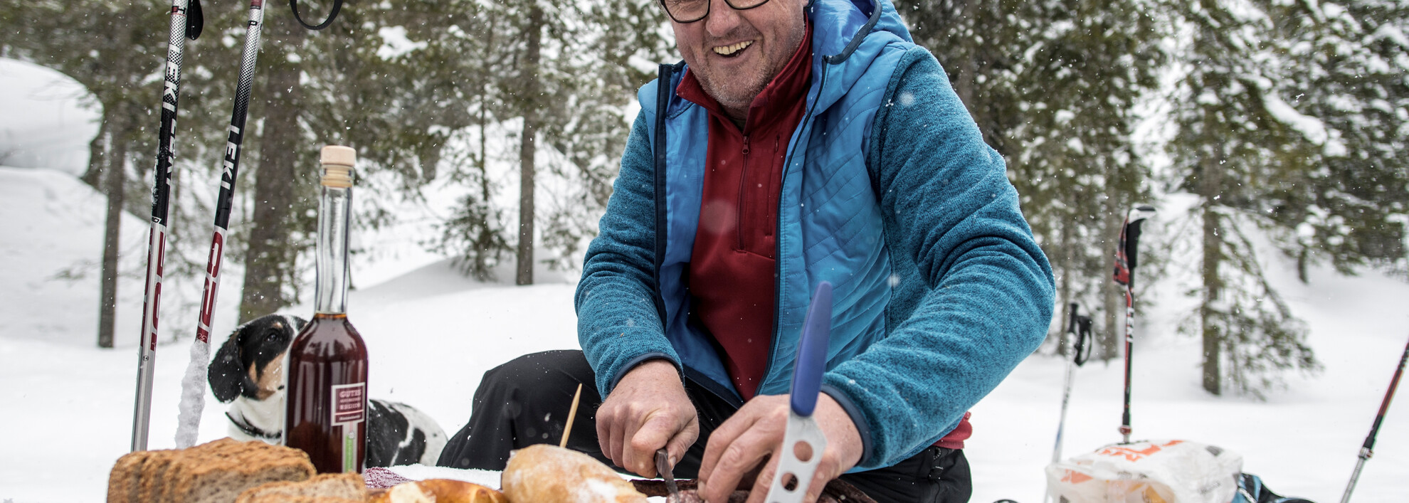 Gourmet snowshoe tour with Herbert Edlinger | © Kleinwalsertal Tourism eGen | Photographer: Dominik Berchtold