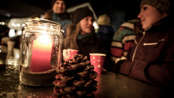 Besinnlichkeit und Gemütlichkeit im Advent | © Kleinwalsertal Tourismus eGen | Fotograf: Dominik Berchtold