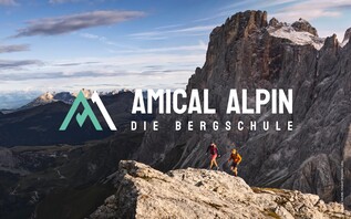 AMICAL alpin die Bergschule Logo | © SALEWA | Fotograf Storvteller Labs