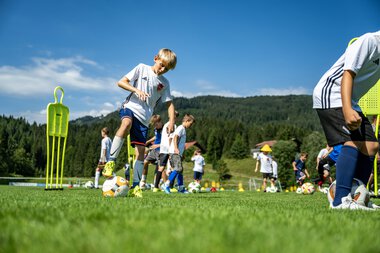 © Kleinwalsertal Tourismus eGen • Fußballschule Anstoß